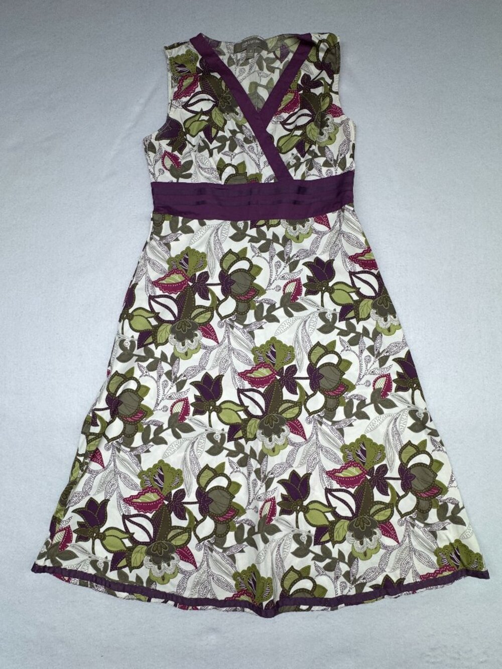 Croft & Barrow Size 8 Purple Floral Dress